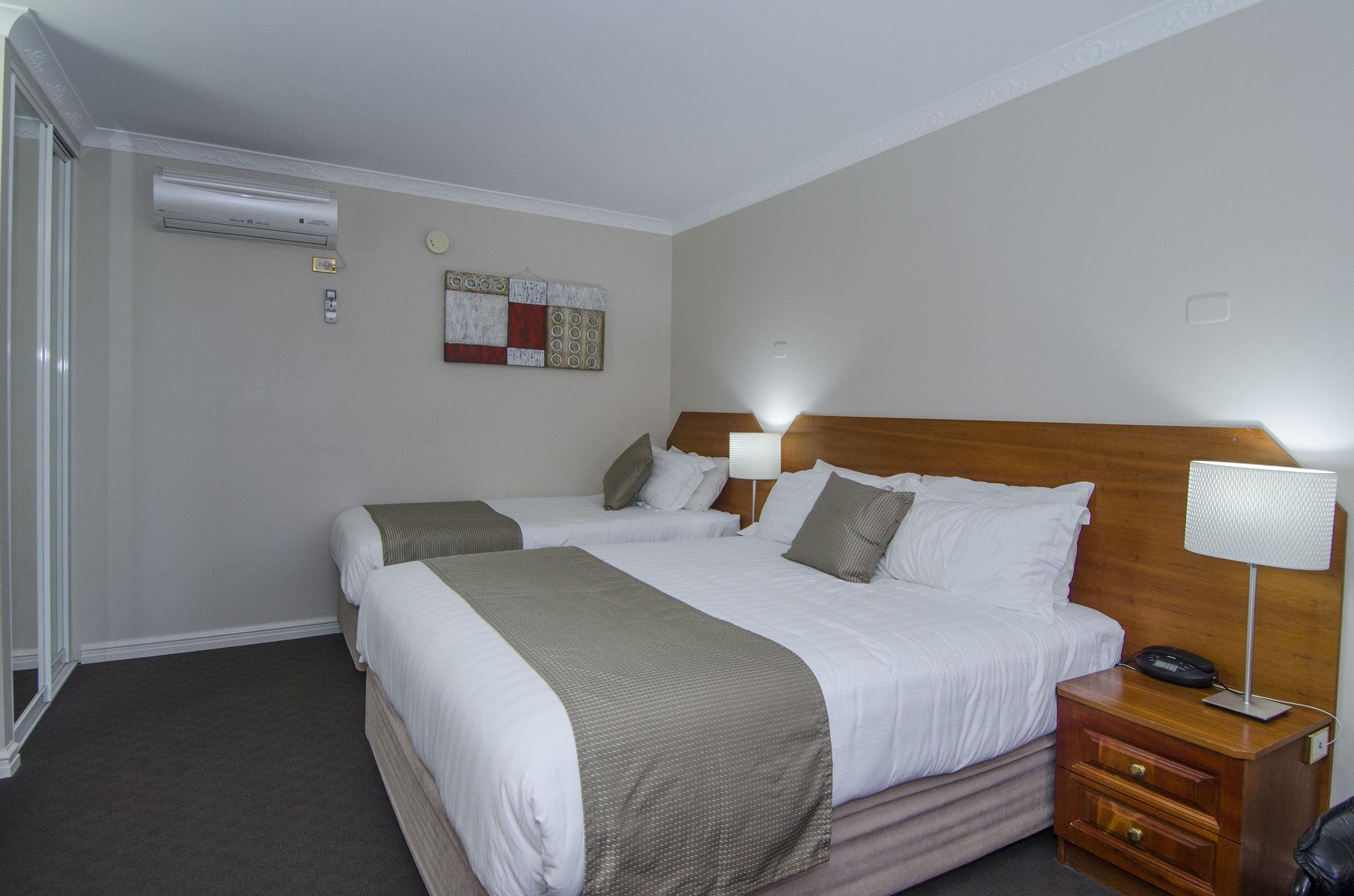 Quality Inn Railway Motel Kalgoorlie Buitenkant foto