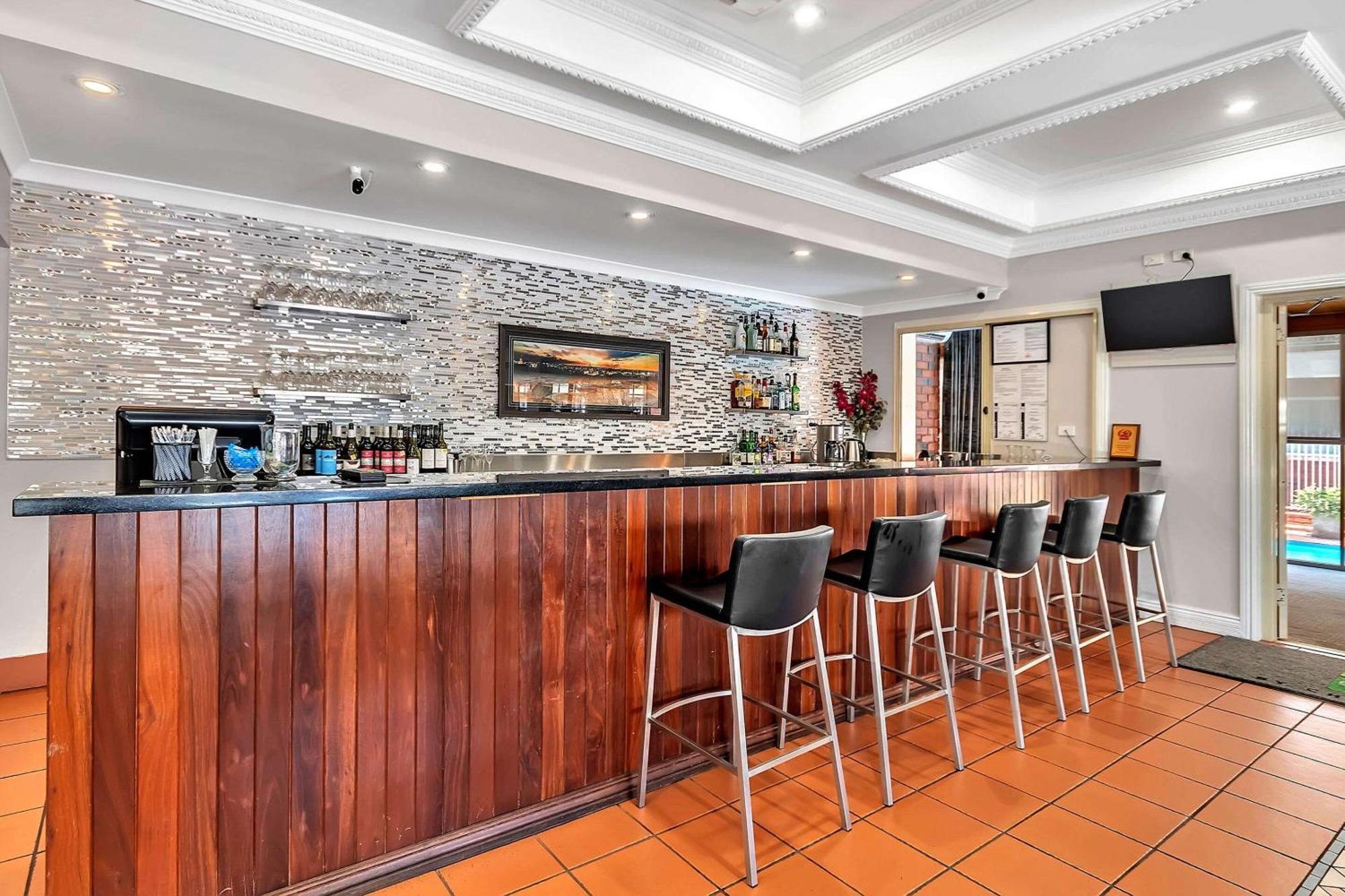 Quality Inn Railway Motel Kalgoorlie Buitenkant foto
