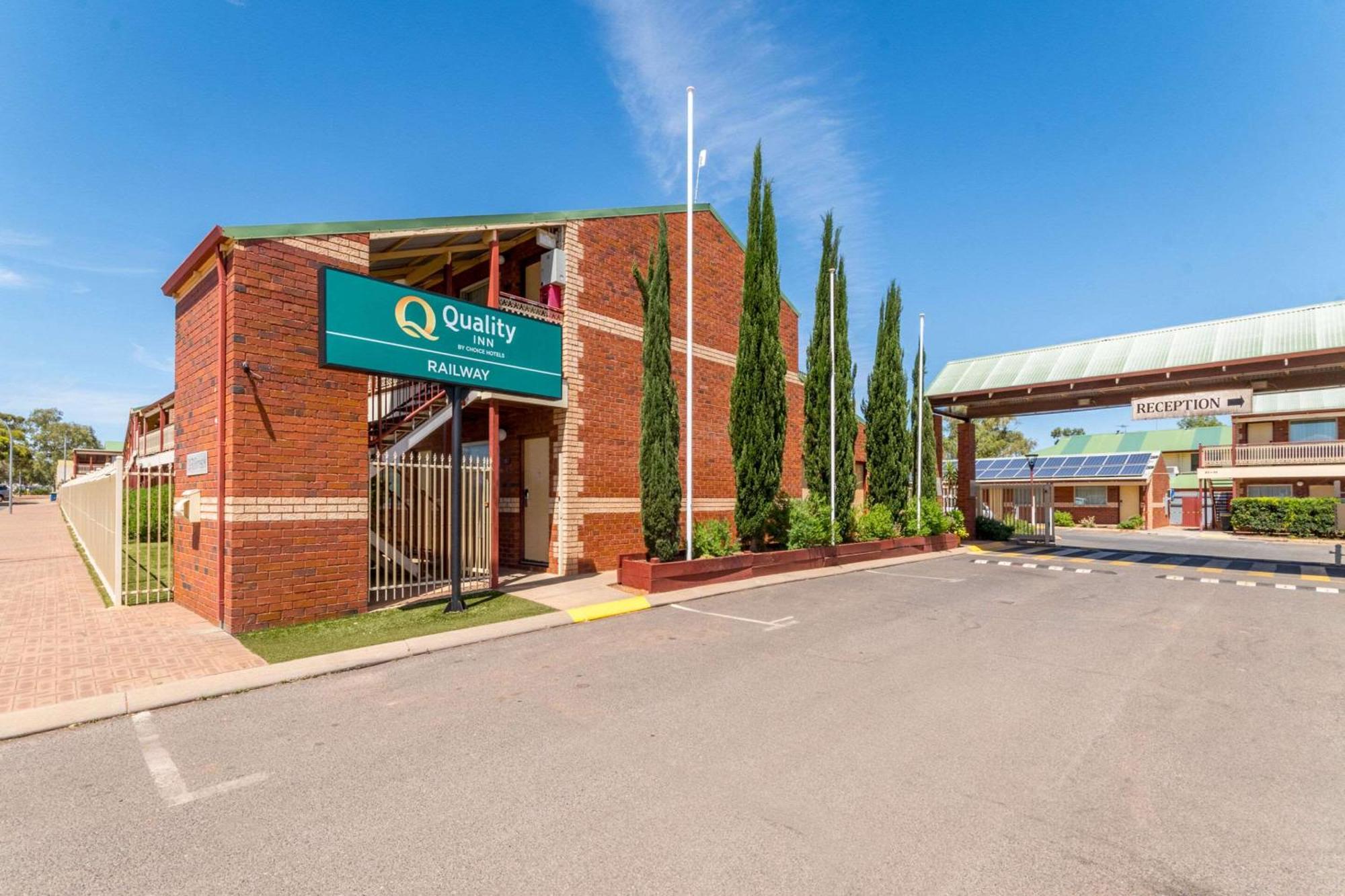 Quality Inn Railway Motel Kalgoorlie Buitenkant foto